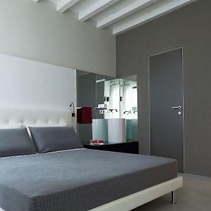 Camera classica con letto king size